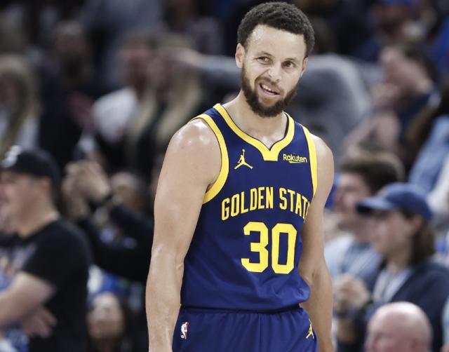 星空体育app-科尔算不清轮换 库里未确定搭档 勇士仍一团乱麻